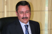 Gökçek, Melih