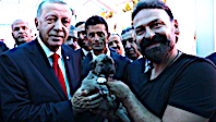 Erdoğan'a Kangal Hediye Edildi